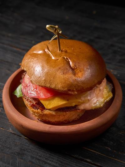 Чизбургер •  