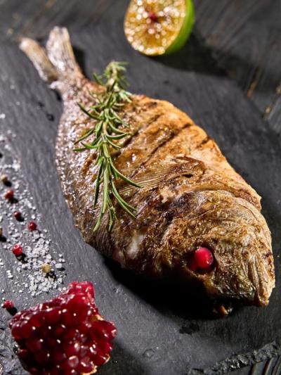 Дорадо на грилі •